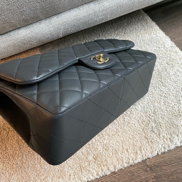 HOLD Chanel jumbo classic double flap in grey lambskin - Picture 5 of 16